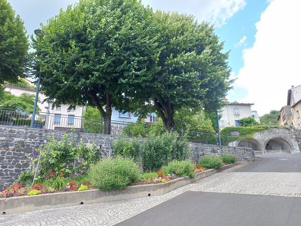 Place Saint Jean