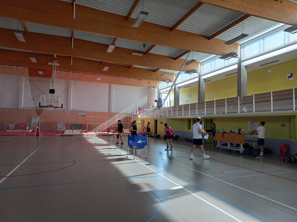 Terrain de la salle des sports